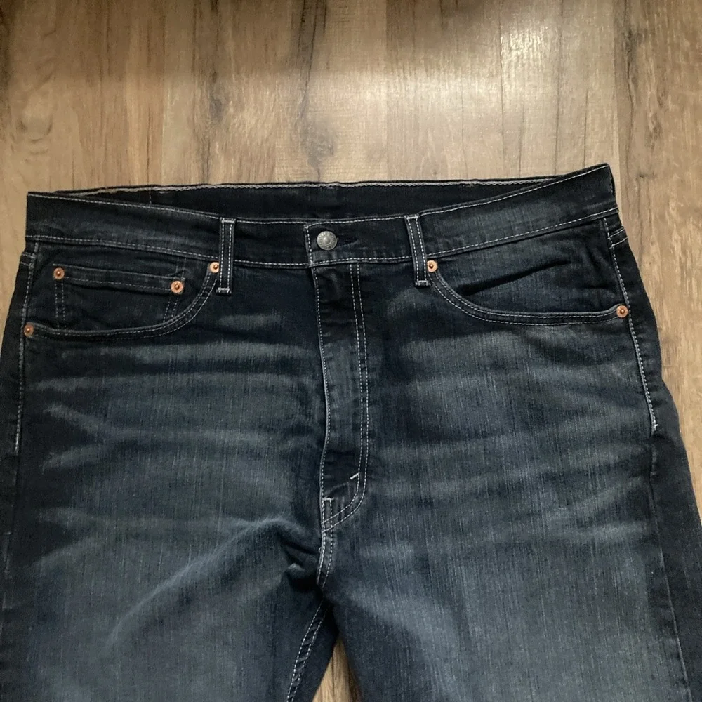 Levis 505 Men's Jeans Mens Size  38x30 Dark Wash Blue Denim Stretch